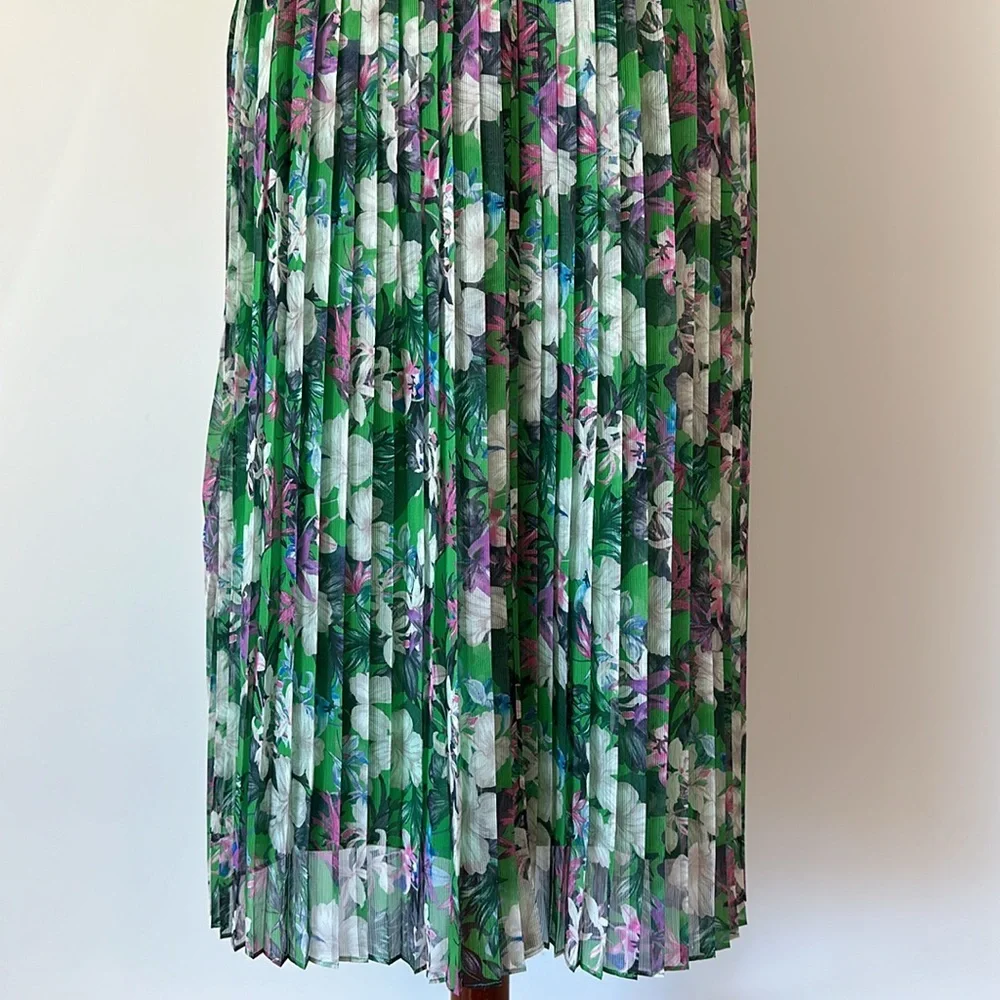 Adelyn Rae Addison Chiffon Floral Dress NWT - Picture 11 of 12